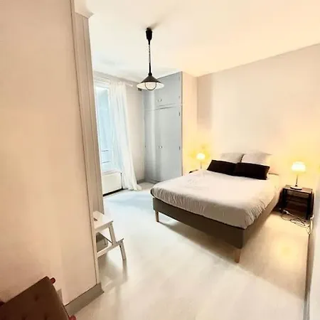 Descent Unit In Fontainebleau Apartment Exterior photo